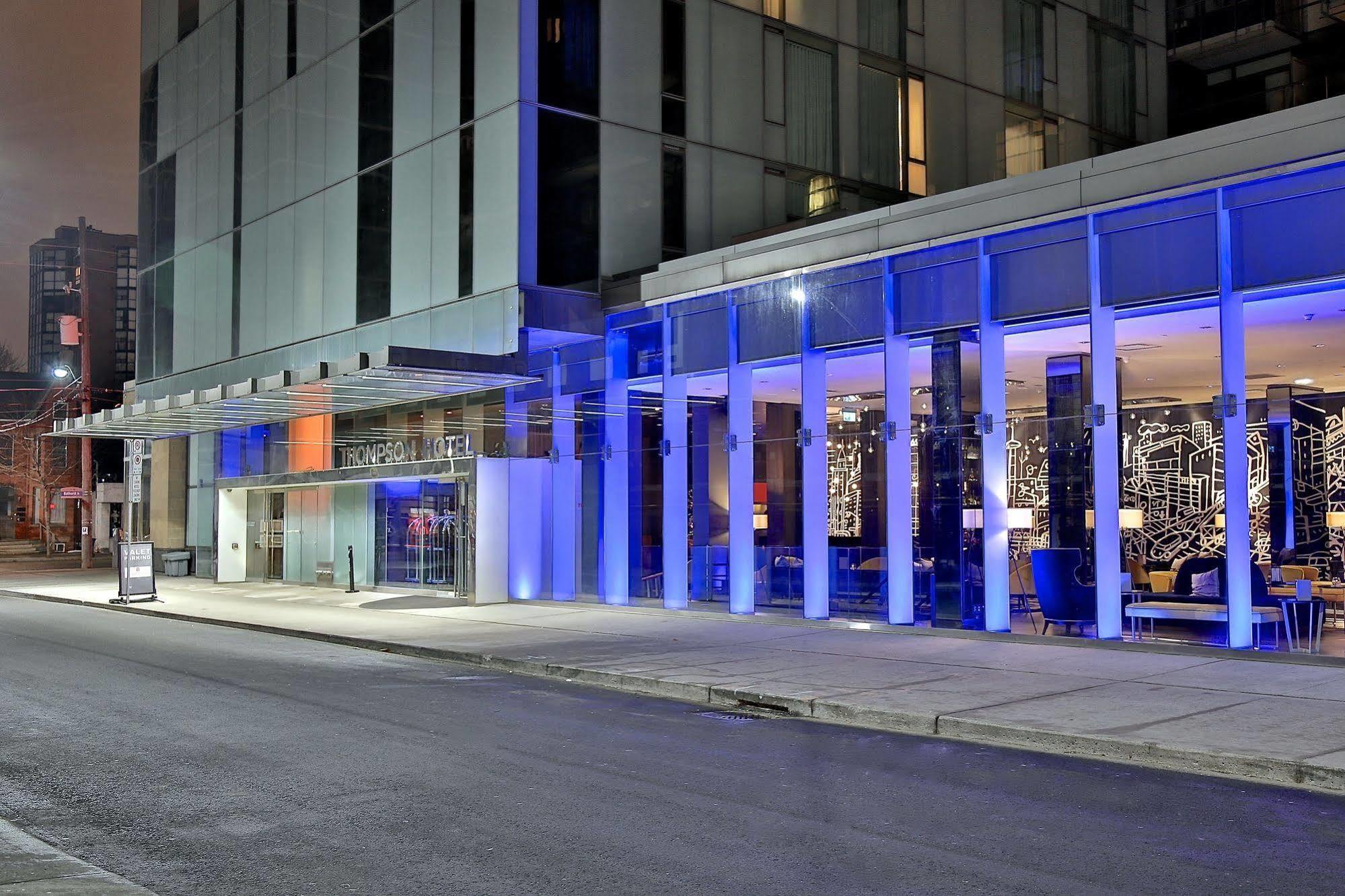 1 Hotel Toronto Esterno foto