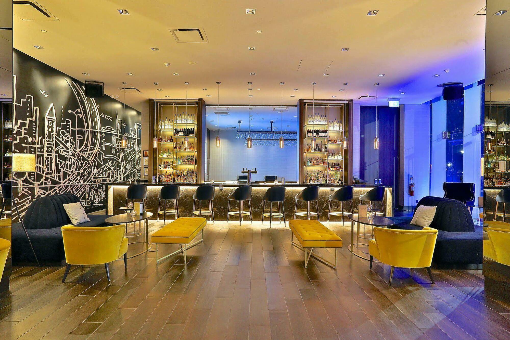 1 Hotel Toronto Esterno foto